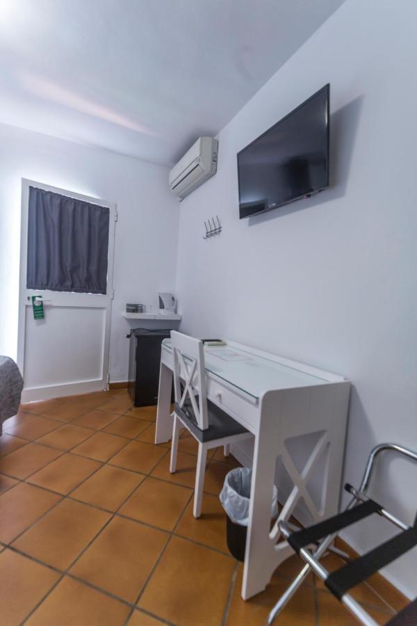 Hostal San Ramon Μαρμπέλλα Εξωτερικό φωτογραφία